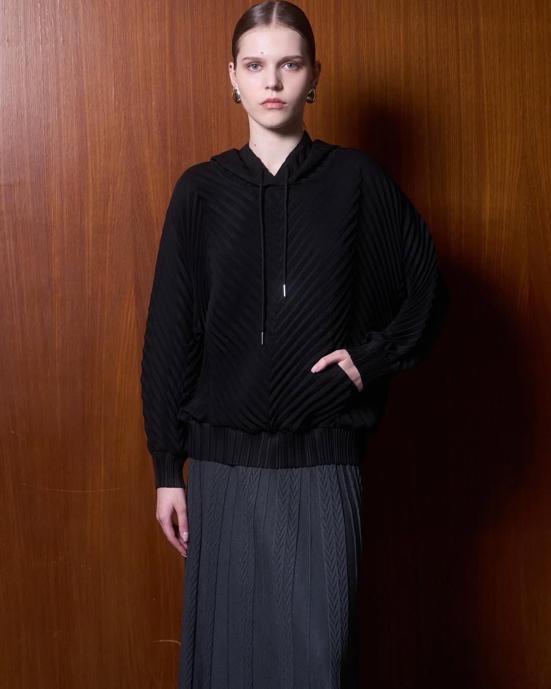 The Parrot | Kyra Pleated Hoodie