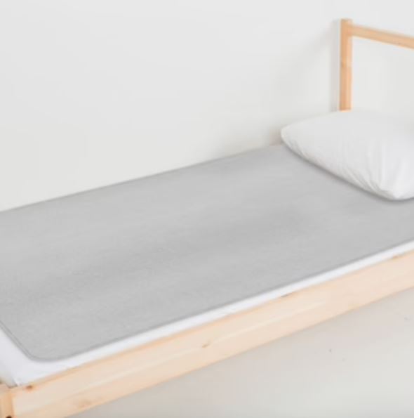 PeapodMats on Single Bed | Mattress Protector | Waterproof Mat | Light Grey | SavvyMamaSG