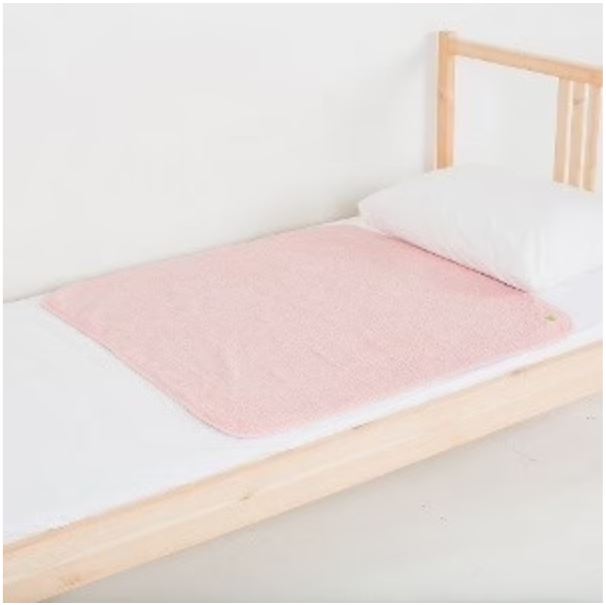 Peapod Mats | Bed Mat on Single Bed | Waterproof Mat | Mattress Protector | Pink | Savvy Mama