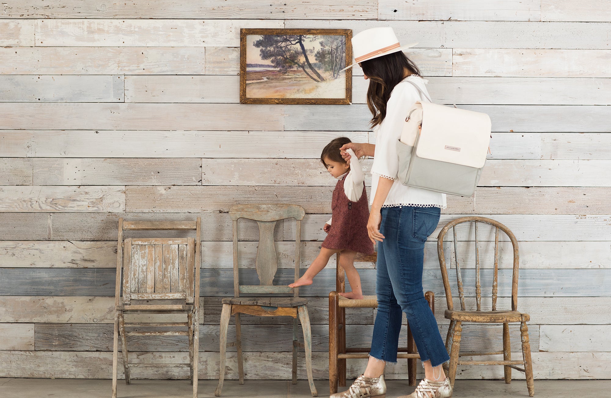 Petunia Pickle Bottom