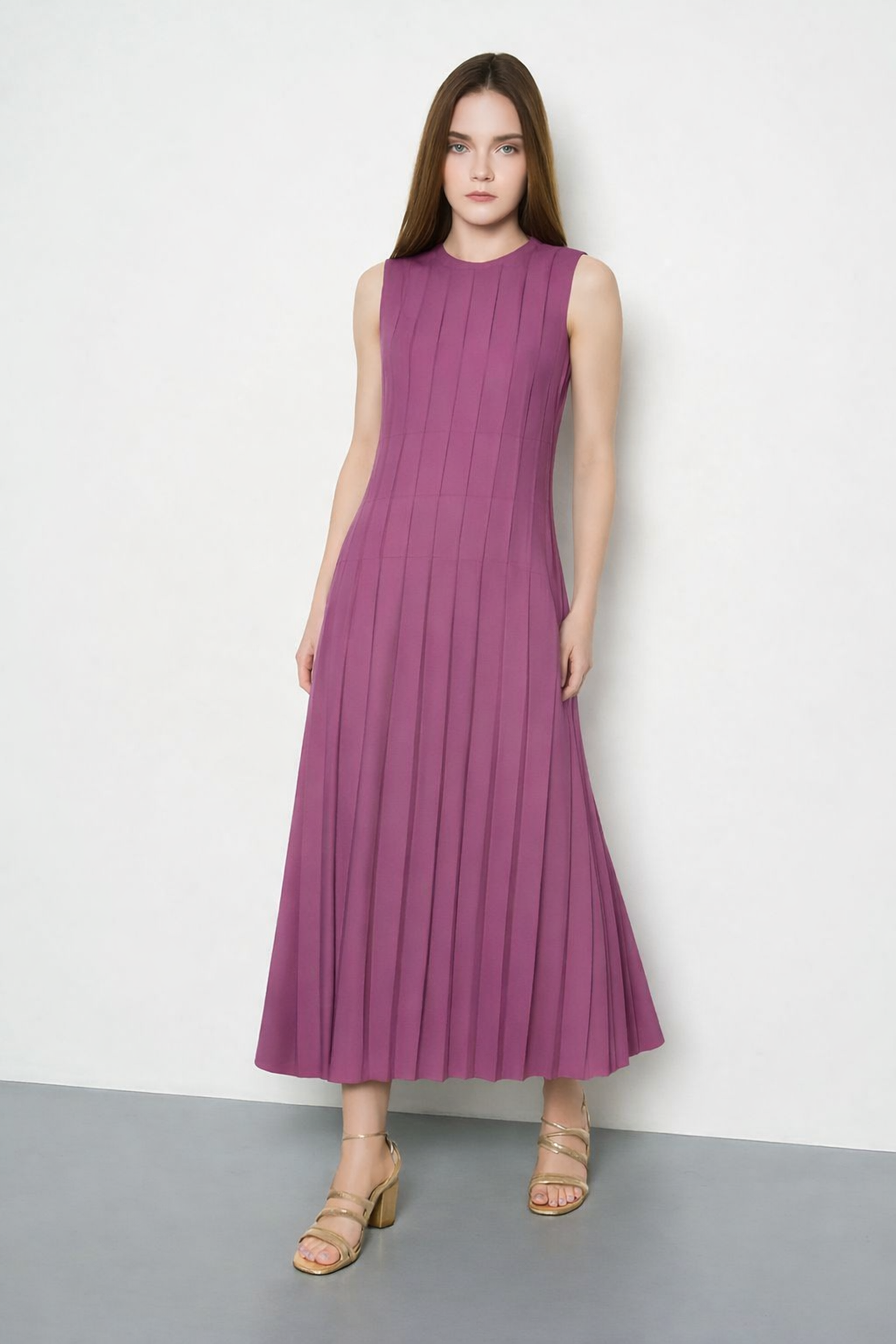 The Parrot | Elia Pleated Maxi
