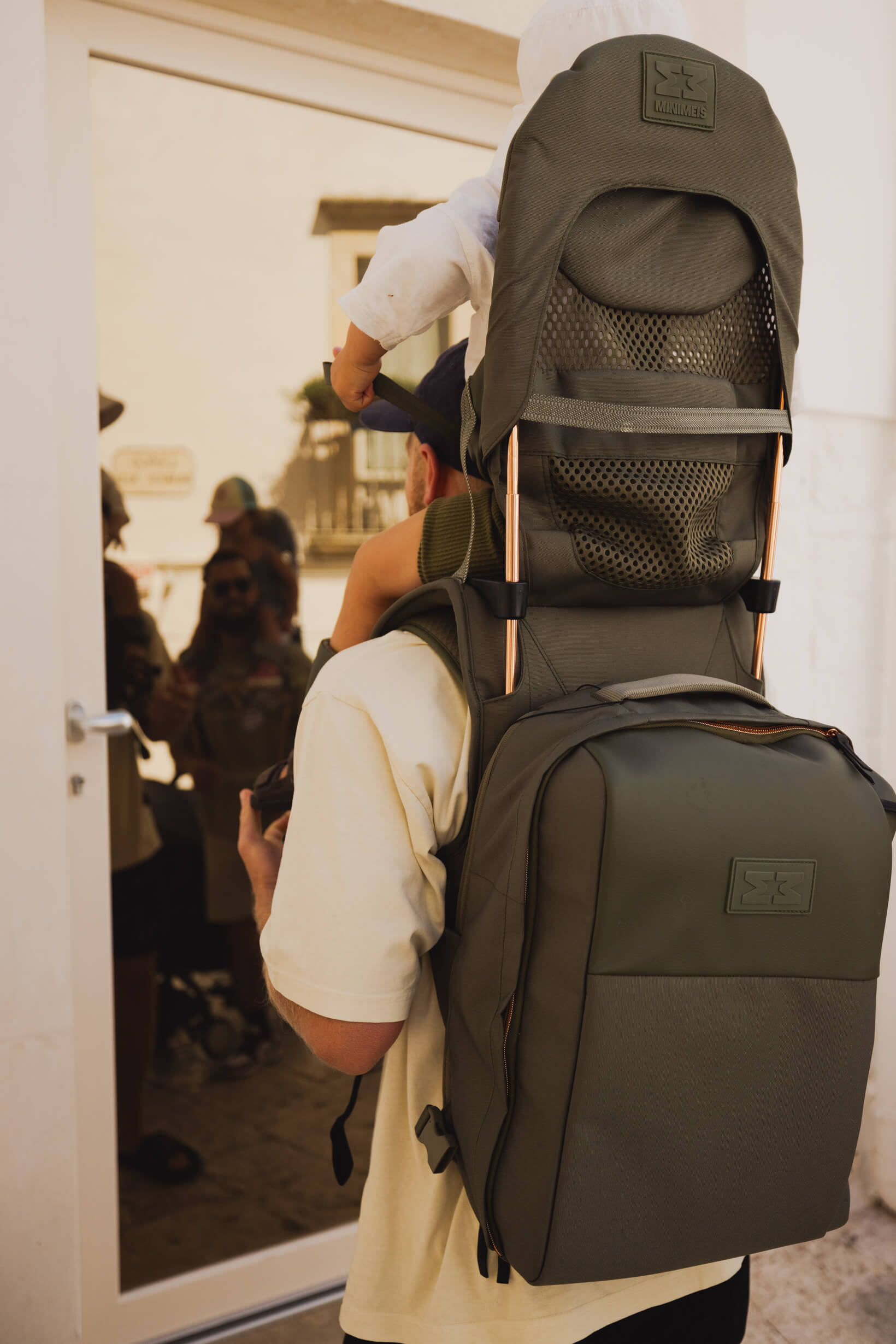 Minimeis G5 Shoulder Carrier| Baby Carrier | Olive | Savvy Mama