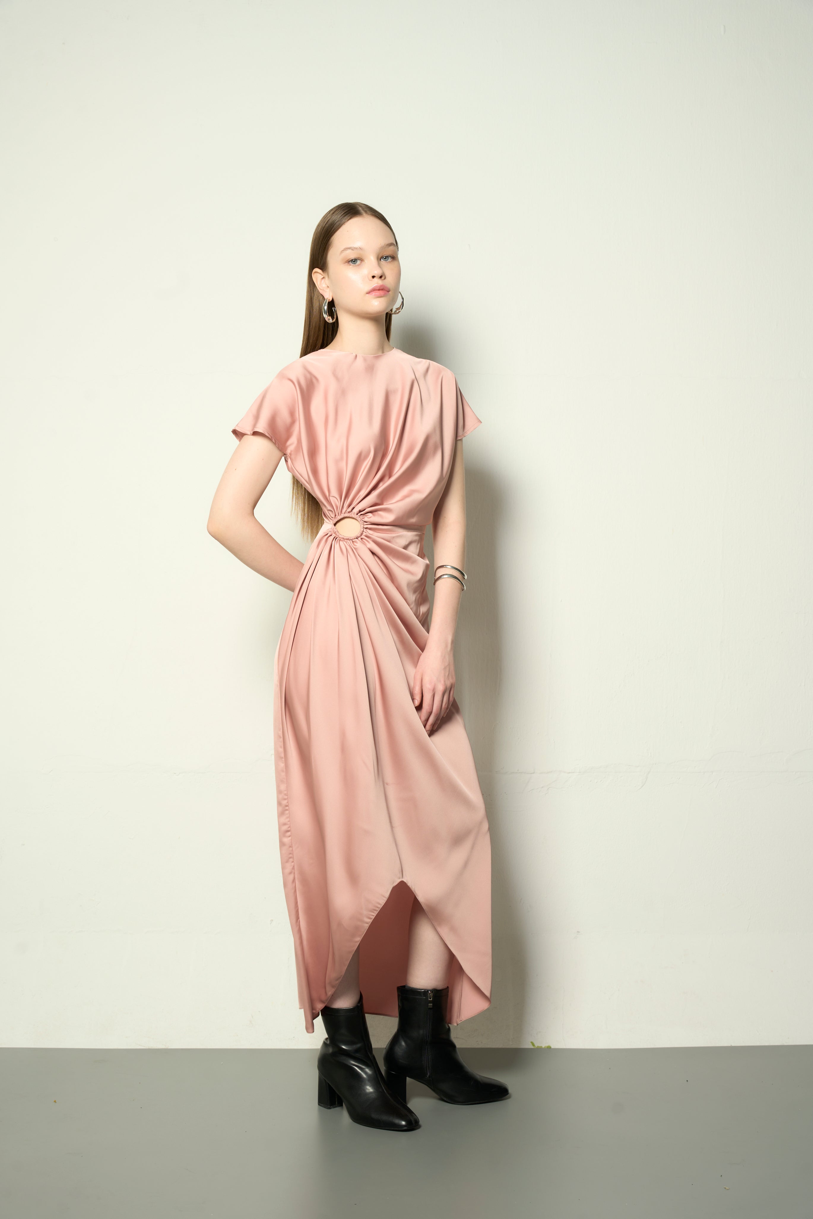 The Parrot | Elara Midi Roux Drape Dress - Champagne Pink