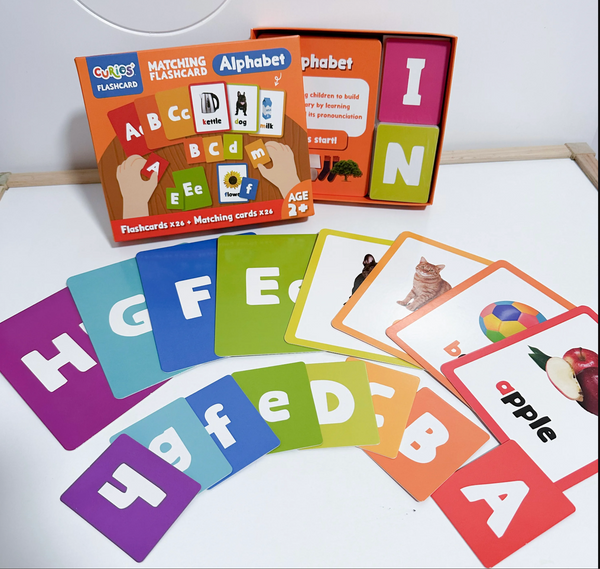 Books | Curios - English Flashcards - Alphabets