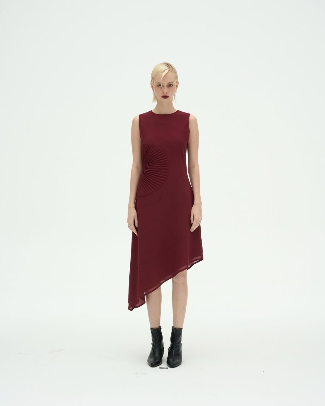 The Parrot | Renee Arc Pleat Midi