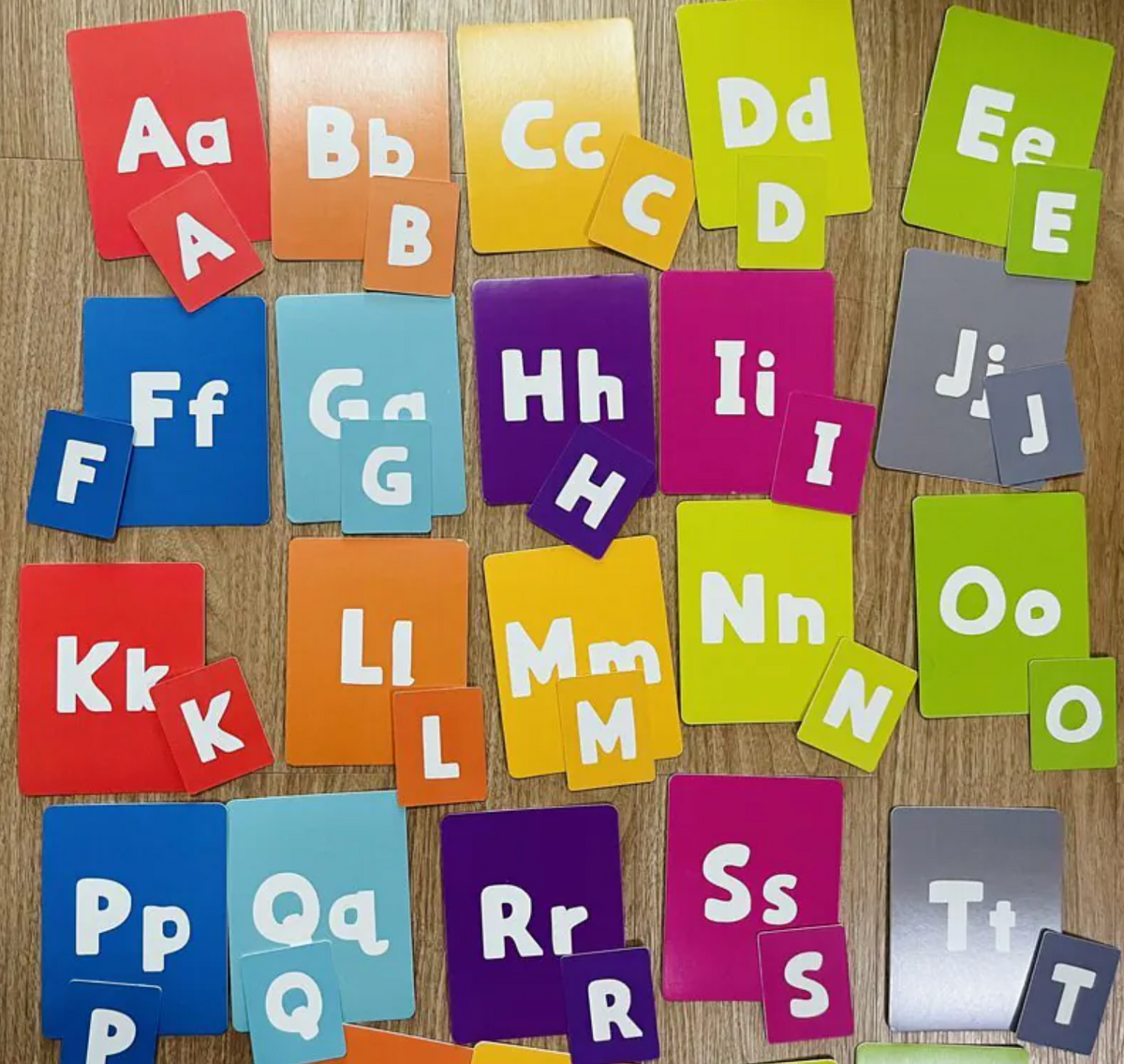 Colourful alphabet cards for children to match uppercase and lowercase letters